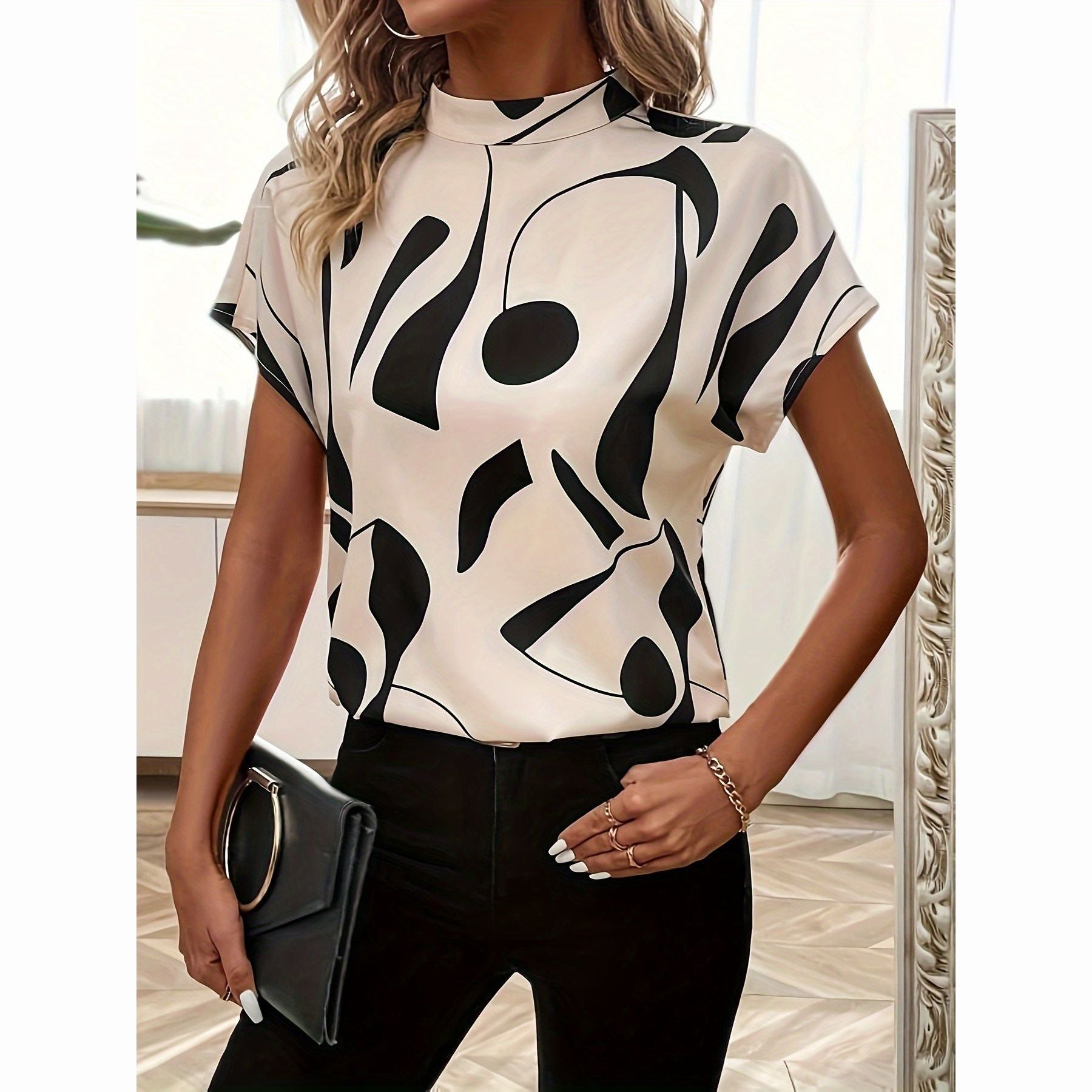 Esmee - Blouse Met Abstracte Print en Opstaande Hals