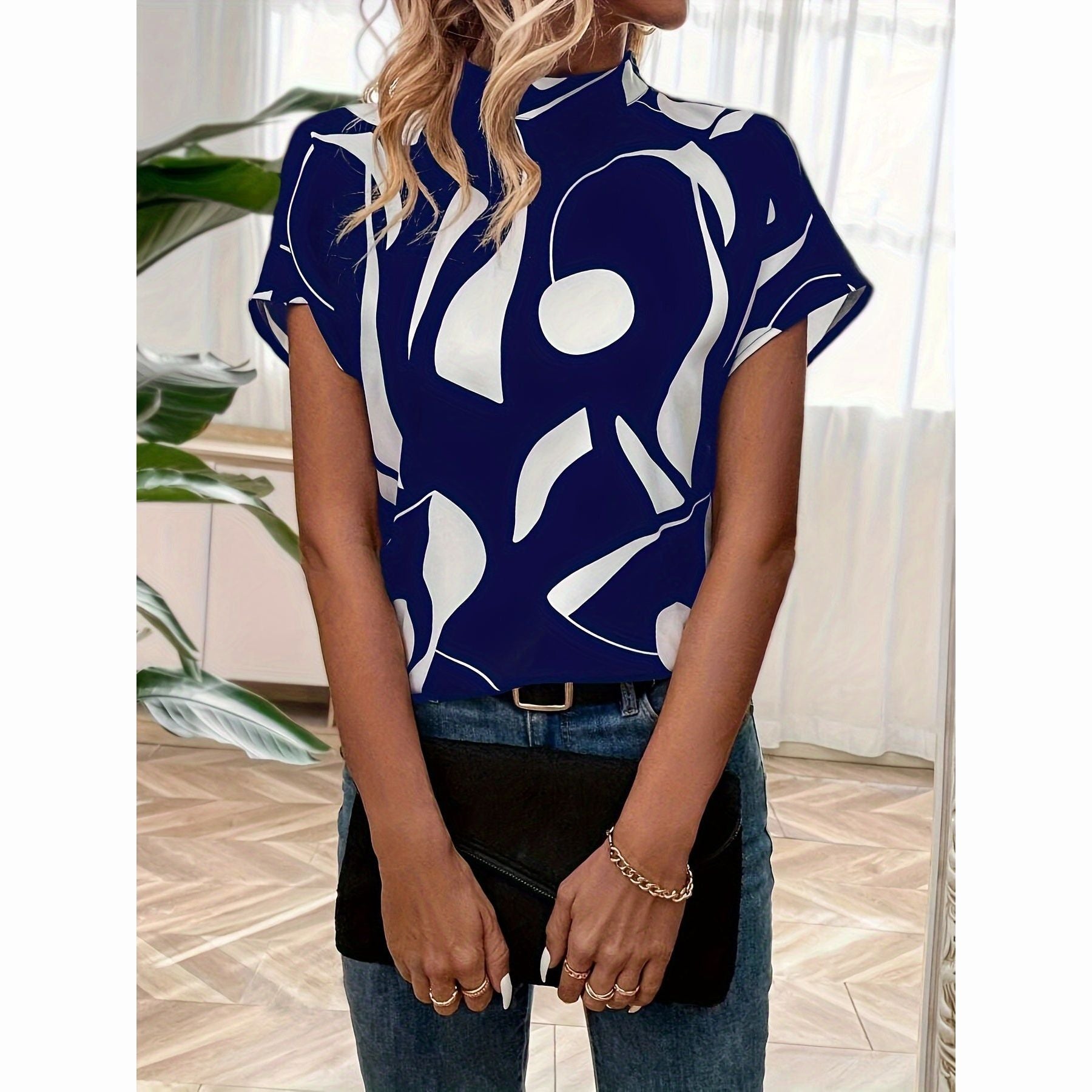 Esmee - Blouse Met Abstracte Print en Opstaande Hals